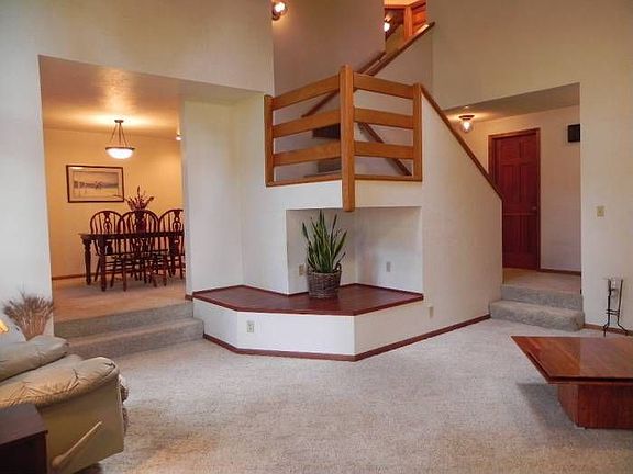 Living Room - Dining Area