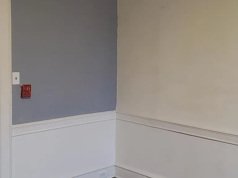 4900 N 8th St #C — Photo 5