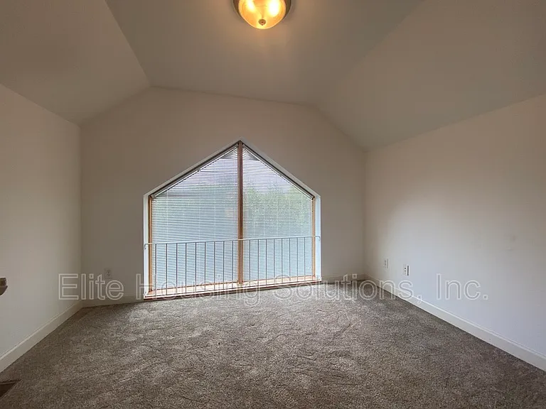 210 E Withers Rd #206 — Photo 8