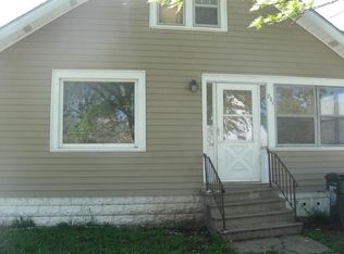 721 W 7th St, Waterloo, IA 50702