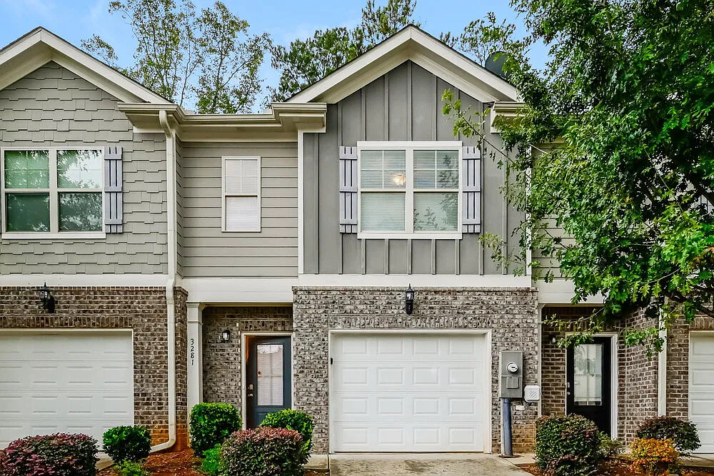 3 bed, 2.5 bath, 1440 sqft, $2,360 — Photo 1