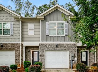 3281 Pennington Dr, Lithonia, GA 30038