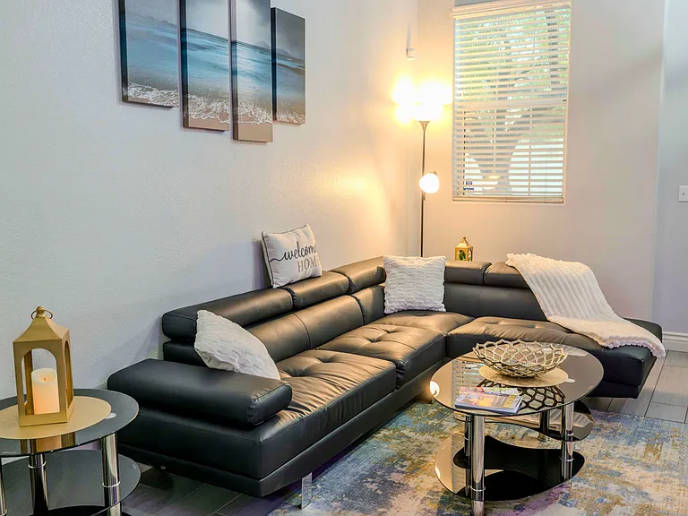 136 Bloomsbury Ave — Photo 14