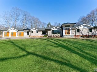 9 Recktenwald Ct, Old Tappan, NJ 07675