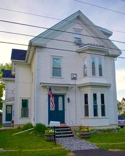 42 Fulton St #2
