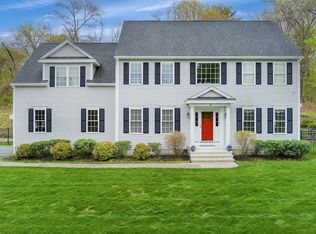 11 Assabet St, Stow, MA 01775