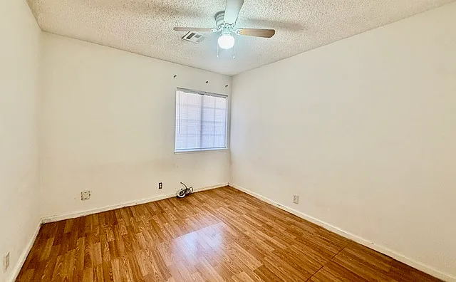 44605 Gillan Ave — Photo 10