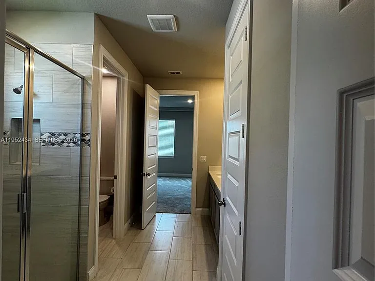 6712 NW Cloverdale Ave — Photo 38