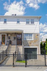 3165 Layton Ave, Bronx, NY, 10465