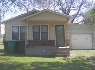 102 S 2nd St, Seminole, OK 74868