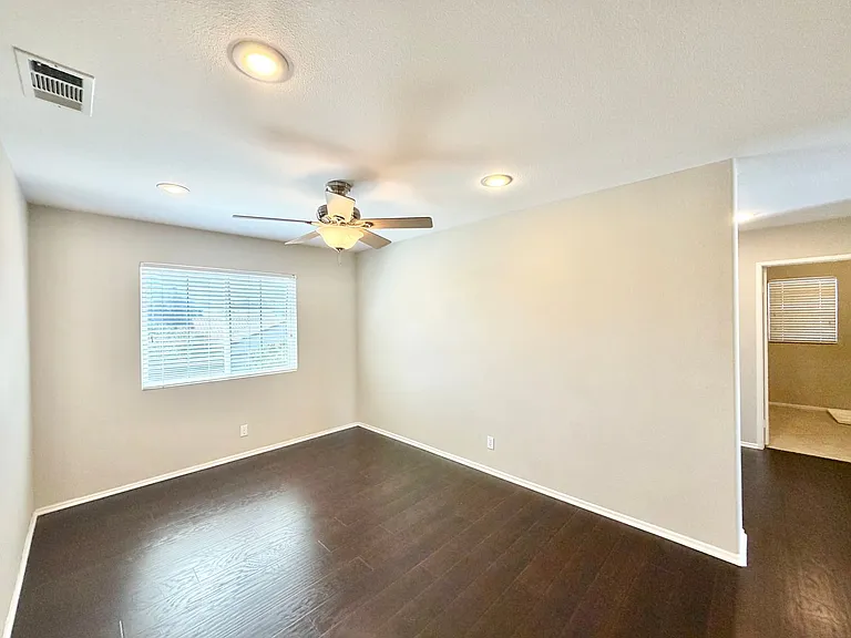 42041 Delmonte St — Photo 25