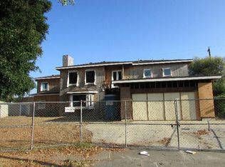 2826 Ridgewood St, Santa Ana, CA 92705