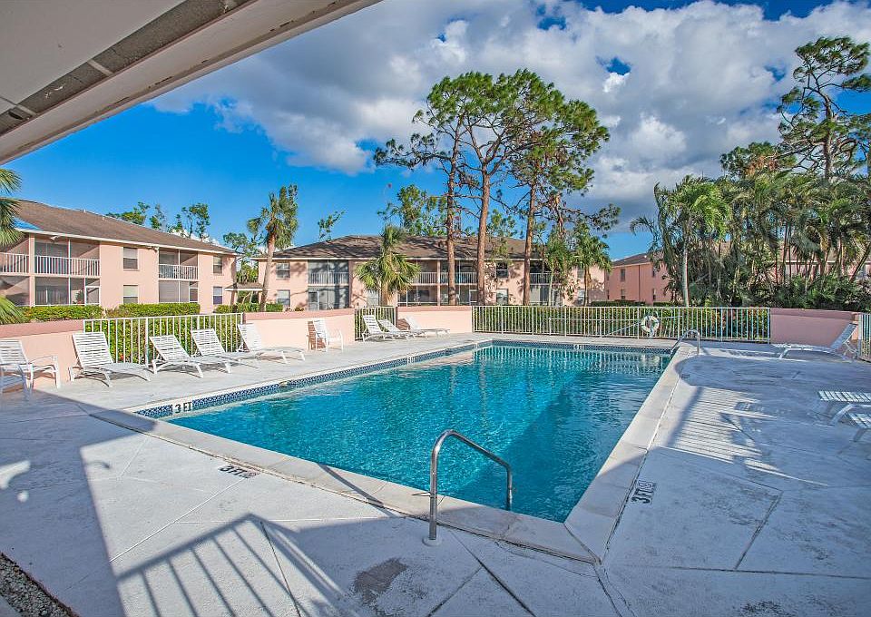 1st image of 1323 Derbyshire Ct APT 203