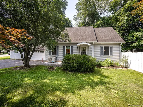 2 Putnam Park Road, Bethel, CT 06801