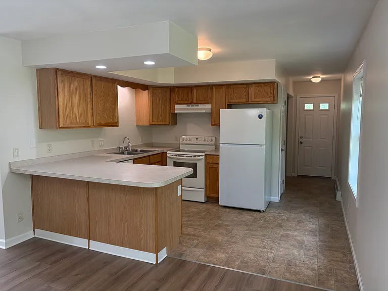 49 Bernardino Ave — Photo 3