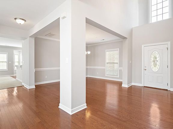 4th image of 15110 Redwood Valley Ln