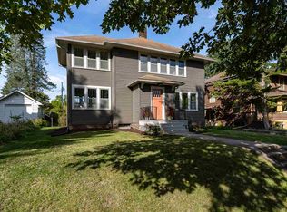 601 Oakland Ave, Iowa City, IA 52240