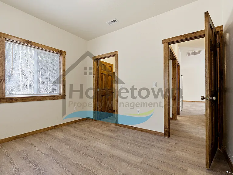 145 One Burnt Tree Ln #1 — Photo 14