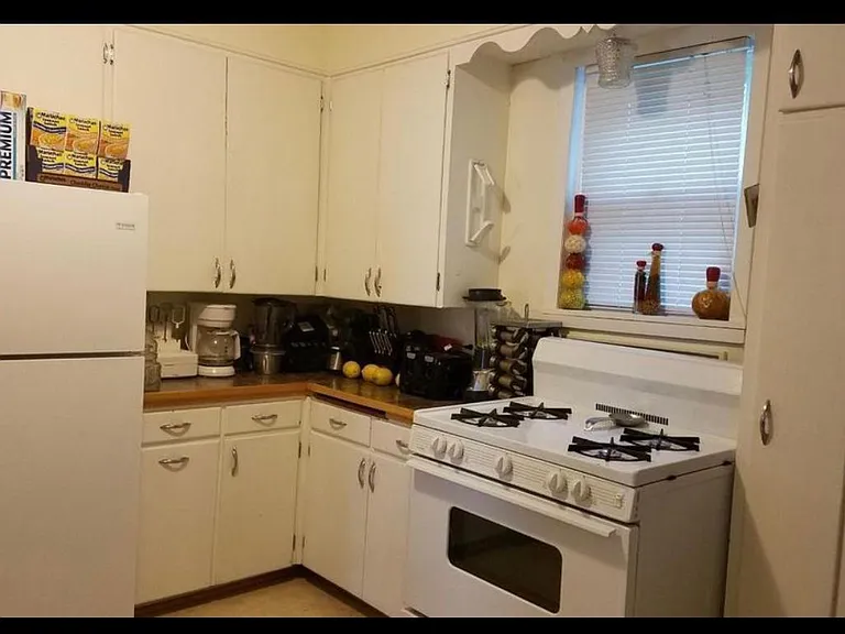 1125 Grand Ave — Photo 4