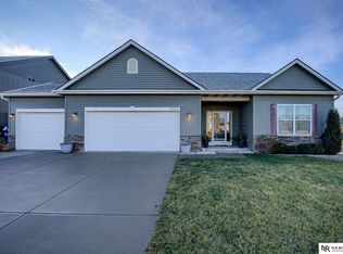 17213 Jessica Ln, Gretna, NE 68028