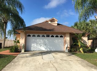 102 Coral Reef Cir, Kissimmee, FL 34743