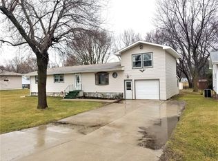 812 7th St, Ida Grove, IA 51445