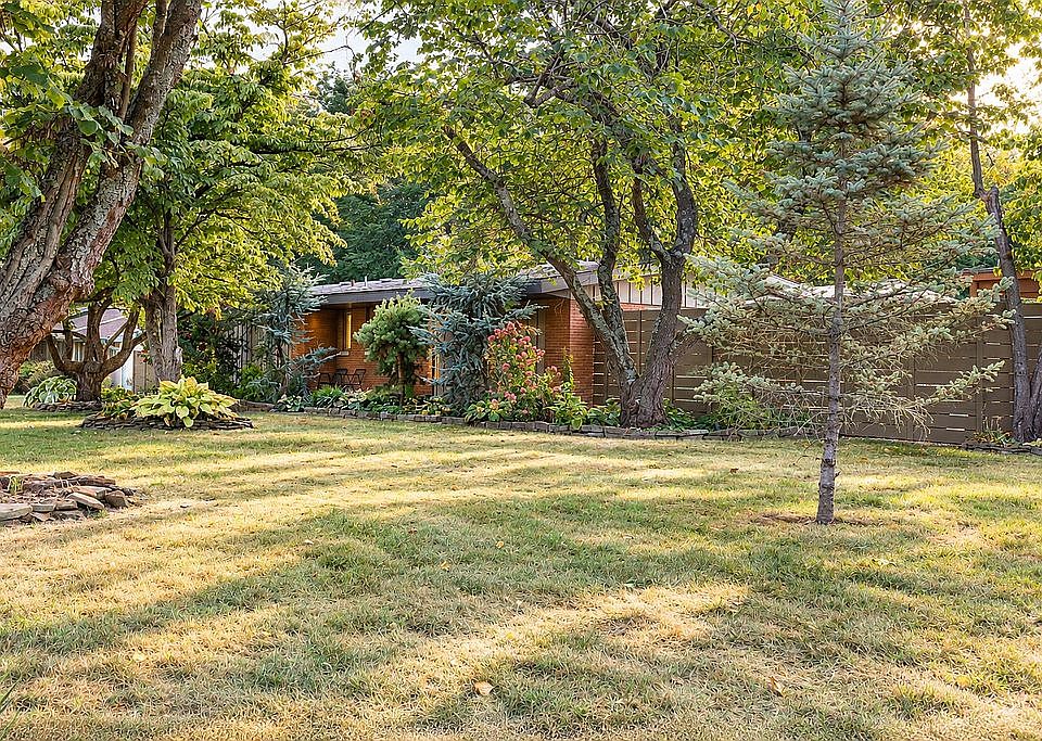 1st image of 2507 S Luster Ave