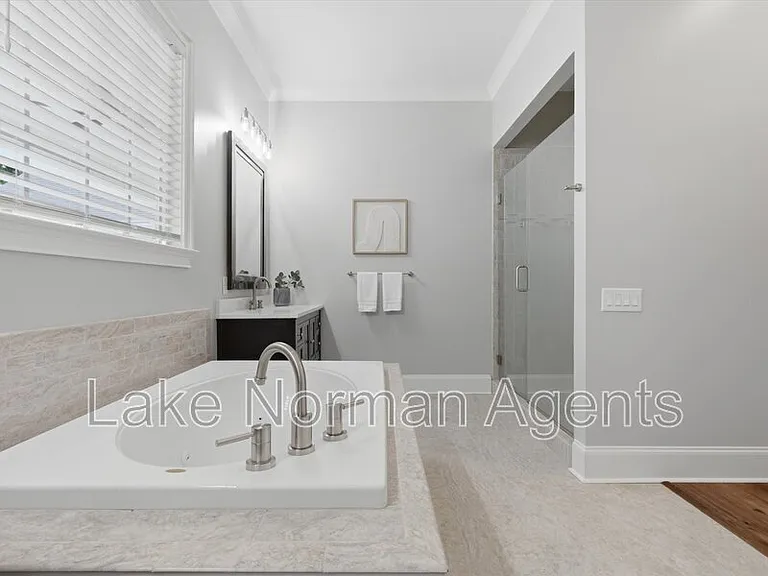 505 Stonemarker Rd — Photo 24