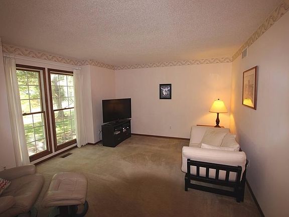 4th image of 1632 Mallard Cove Dr