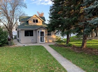 390 S Lake Dr, Watertown, SD 57201
