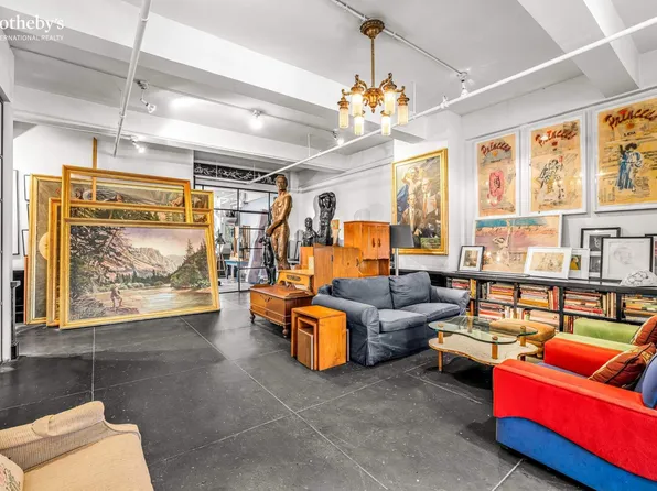 335 West 38th Street 11 image 2 of 11