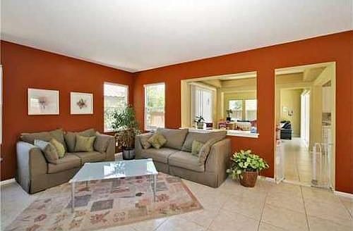 4th image of 1563 Black Walnut Dr