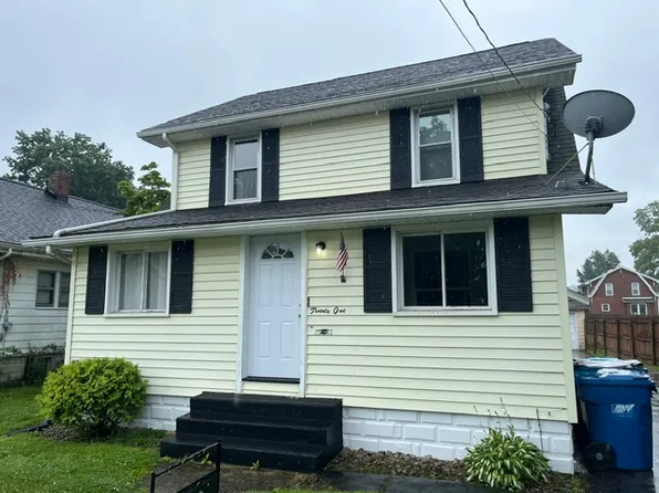 21 Katherine St, Struthers, OH 44471
