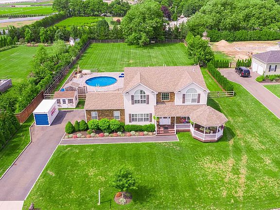 4th image of 3 Sycamore Dr