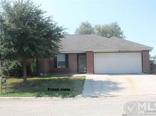 118 Ocotillo, Jourdanton, TX 78026