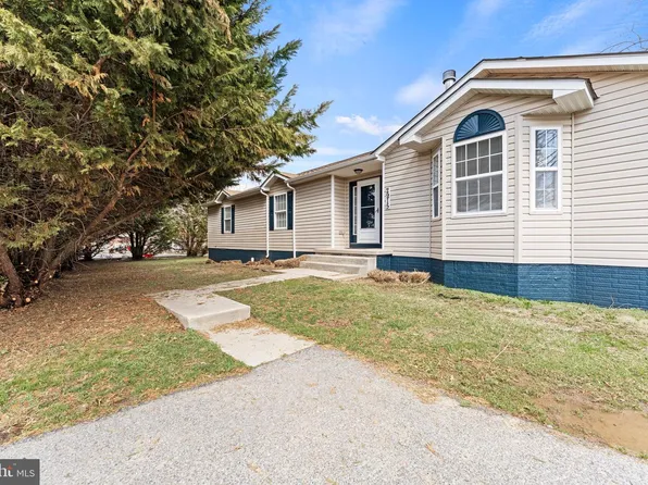 2915 N Rolling Rd, Windsor Mill, MD 21244