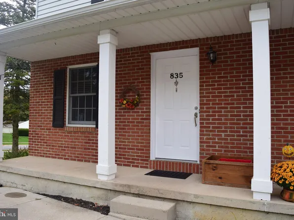 835 Galen Dr, State College, PA 16803