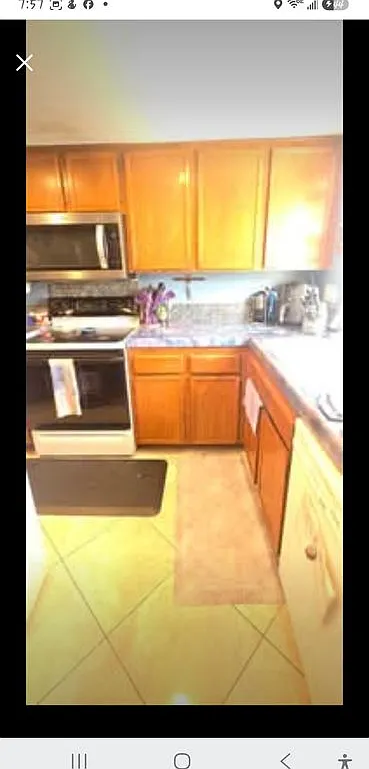 4 bed, 2.5 bath, 1549 sqft, $1,100 — Photo 4