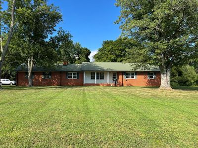 295 NW Amon Rd, Sparta, TN, 38583