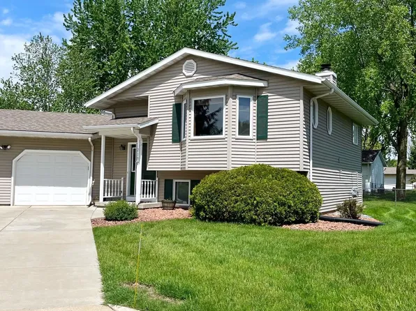 219 Karl Ave, Belleville, WI 53508