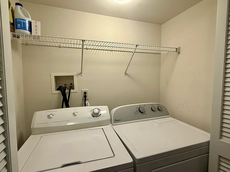 28 Abby Rd — Photo 16