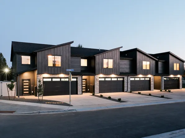 772 W Redwood Ct #772, Hayden, ID 83835