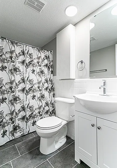 Asheville Arms Apartments — Photo 12