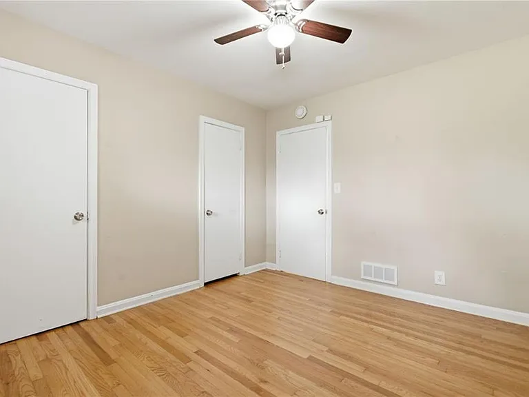2140 Oakawana Dr NE — Photo 33