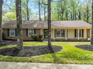 6325 Forest Way Dr, Charlotte, NC 28212