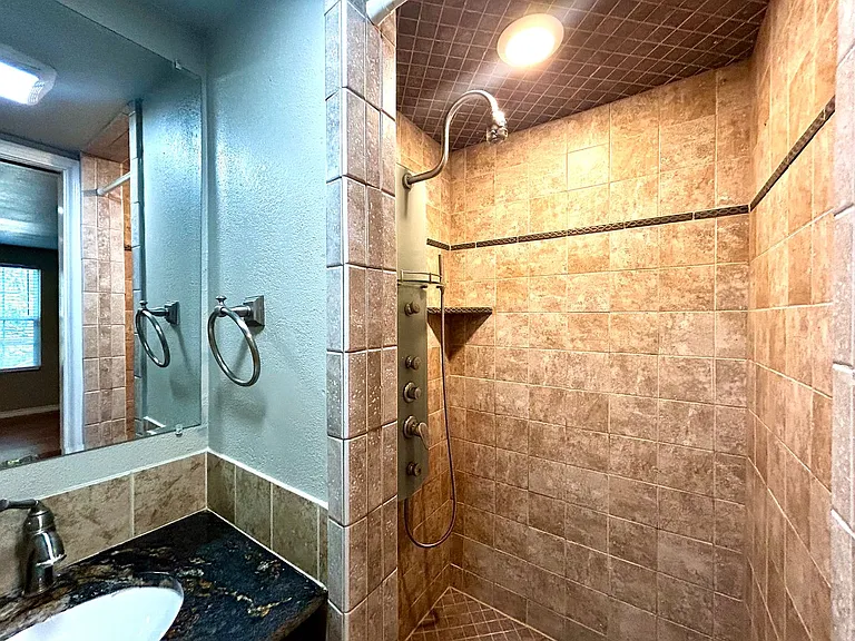 3305 Clawson Rd #C — Photo 24