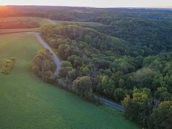 W1435 Mahlum Rd, Mondovi, WI 54755