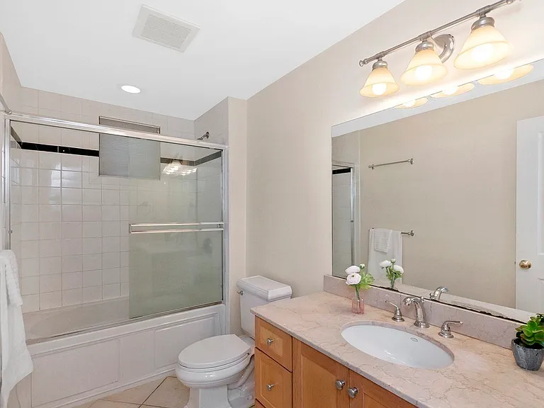 10 Marlboro St #2 — Photo 7