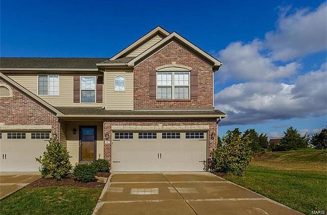 1st image of 107 Cabot Ct