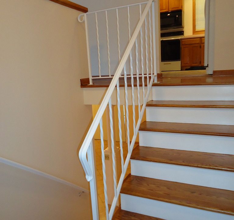 1st image of 6 Merrall Dr